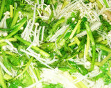 旨い(*^^*)芹とえのきの梅肉和え♪作り方2写真