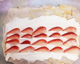 苺のヨーグルトロールケーキ作り方12写真