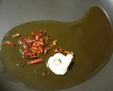 春菊とカリフラワーのペペロンチーノ作り方3写真