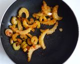 セロリの中華風ピリ辛炒め作り方3写真