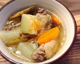 塩だけで♪手羽中と根菜の食べるスープ作り方4写真