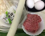 具沢山オムレツのひき肉ニラあんかけ作り方1写真