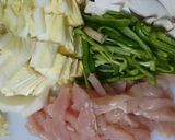 白菜とささ身の具だくさん豆乳スープ♪作り方1写真