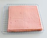 ひな祭りにも＾＾苺のシフォンロールケーキ作り方17写真