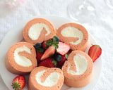 ひな祭りにも＾＾苺のシフォンロールケーキ作り方32写真