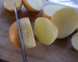 新じゃがとベーコンのチーズ焼き作り方1写真