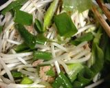 長ネギ＊モヤシ＊ツナの焼肉のタレ炒め作り方2写真