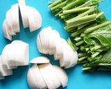 豚こま肉とカブのコッテリ甘酢炒め作り方1写真