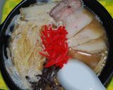 鍋焼き豚骨醤油チャーシュー麺作り方4写真