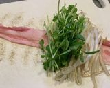 簡単*レンチン！豆苗豚バラ巻き♡作り方3写真