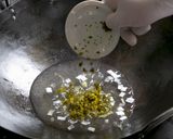 麺好き必食！筍と桜鯛の絶品スープそば作り方5写真