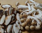 簡単！鶏ささみと白菜ニラのピリ辛生姜煮♪作り方1写真