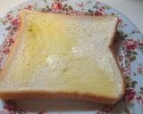 チーズ&ホイップ♪トースト☆簡単作り方1写真