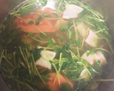 簡単♪トマトと豆苗のコンソメスープ作り方3写真