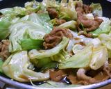 豚の角煮の煮汁で豚肉とキャベツの煮炒め作り方5写真