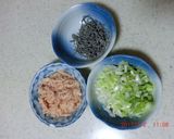 余ったご飯で♪ツナと塩昆布のチャーハン作り方1写真