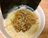 餃子の王将とんこつラーメン生姜焼きのせ作り方4写真
