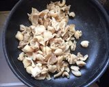 お弁当のおかずにも！鶏皮のめんつゆ煮込み作り方4写真