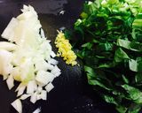 小松菜たっぷり汁なし担々麺作り方1写真