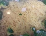 簡単！生ラーメンでラーメンサラダ☆作り方1写真