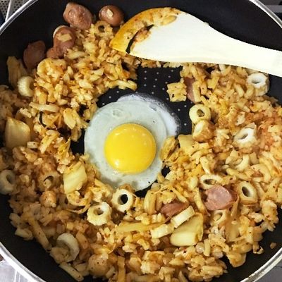 ソバ(うどん)メシ？炒飯？◇簡単自分ご飯 by メガネクタイ