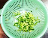 白ネギと胡瓜のピリ辛胡麻油和え作り方1写真