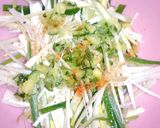 白ネギと胡瓜のピリ辛胡麻油和え作り方3写真
