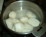里芋と豚肉のごま味噌煮作り方1写真