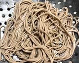 乾麺を使った美味しいかけそばのゆで方作り方2写真