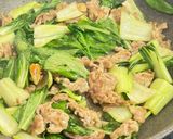 青梗菜と豚肉のにんにくオイスター炒め作り方9写真