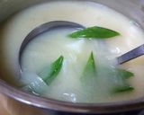 春！絹さやとじゃが玉(ねぎ)のお味噌汁作り方4写真
