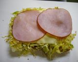 簡単！巣篭り風チーズハムエッグサンド作り方4写真