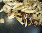 本日のお昼 キノコのミルクパスタ作り方2写真