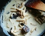 本日のお昼 キノコのミルクパスタ作り方3写真