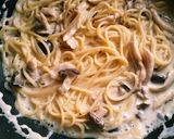 本日のお昼 キノコのミルクパスタ作り方4写真