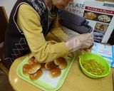 お母さんのホットドッグ作り方4写真