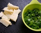 免疫力アップ！ニラと竹の子の春味噌汁作り方1写真