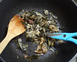 3種天然キノコ、3種根菜のソース炒め作り方6写真
