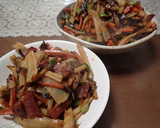 3種天然キノコ、3種根菜のソース炒め作り方15写真