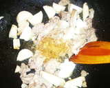 春菊とエリンギの豚肉塩バター炒め☆作り方5写真
