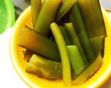 こりっと食感が楽しい！茎わかめの酢漬け☆作り方3写真