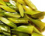 こりっと食感が楽しい！茎わかめの酢漬け☆作り方5写真