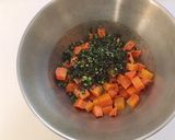 スプーンで食べる！ケールと人参のサラダ作り方4写真