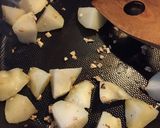 簡単！タコとポテトのペペロンチーノ♡作り方3写真