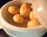 新じゃが甘辛黒胡椒小ネギ和え作り方1写真