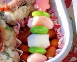 肉のせおにぎり 桜デコ弁当作り方5写真