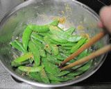 麦みそでスナップえんどうの胡麻味噌和え作り方3写真