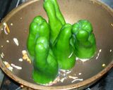 いつもと違う！？ピーマンの肉詰煮込み♪作り方4写真