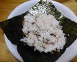 韓国風キムチそぼろのおにぎらず作り方6写真