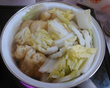 鶏団子の油揚げ巾着と白菜の煮物作り方5写真